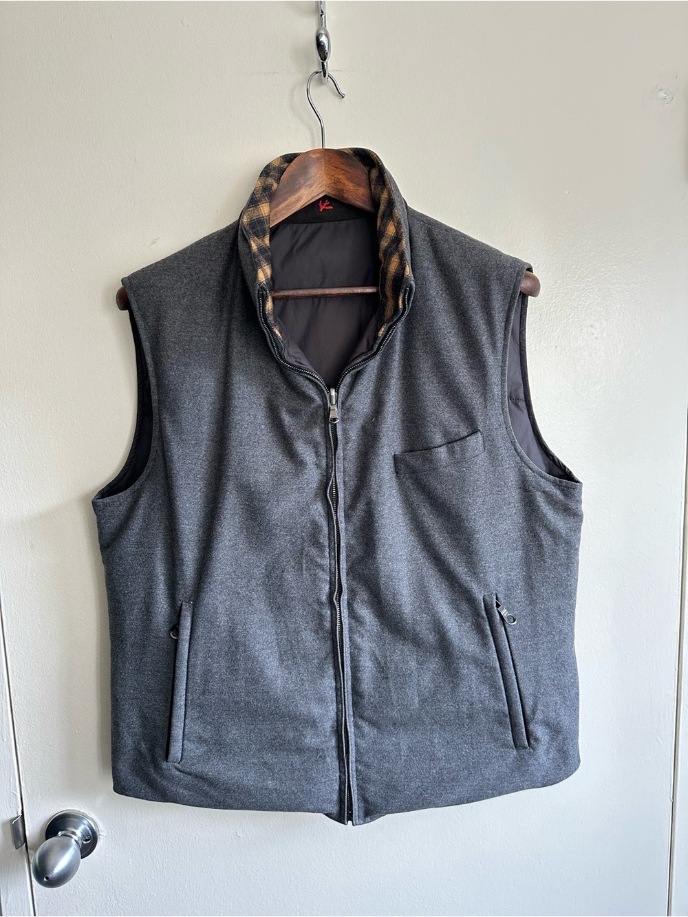 ISAIA Gray Reversible Quilted-Lined Down Wool Vest EU50